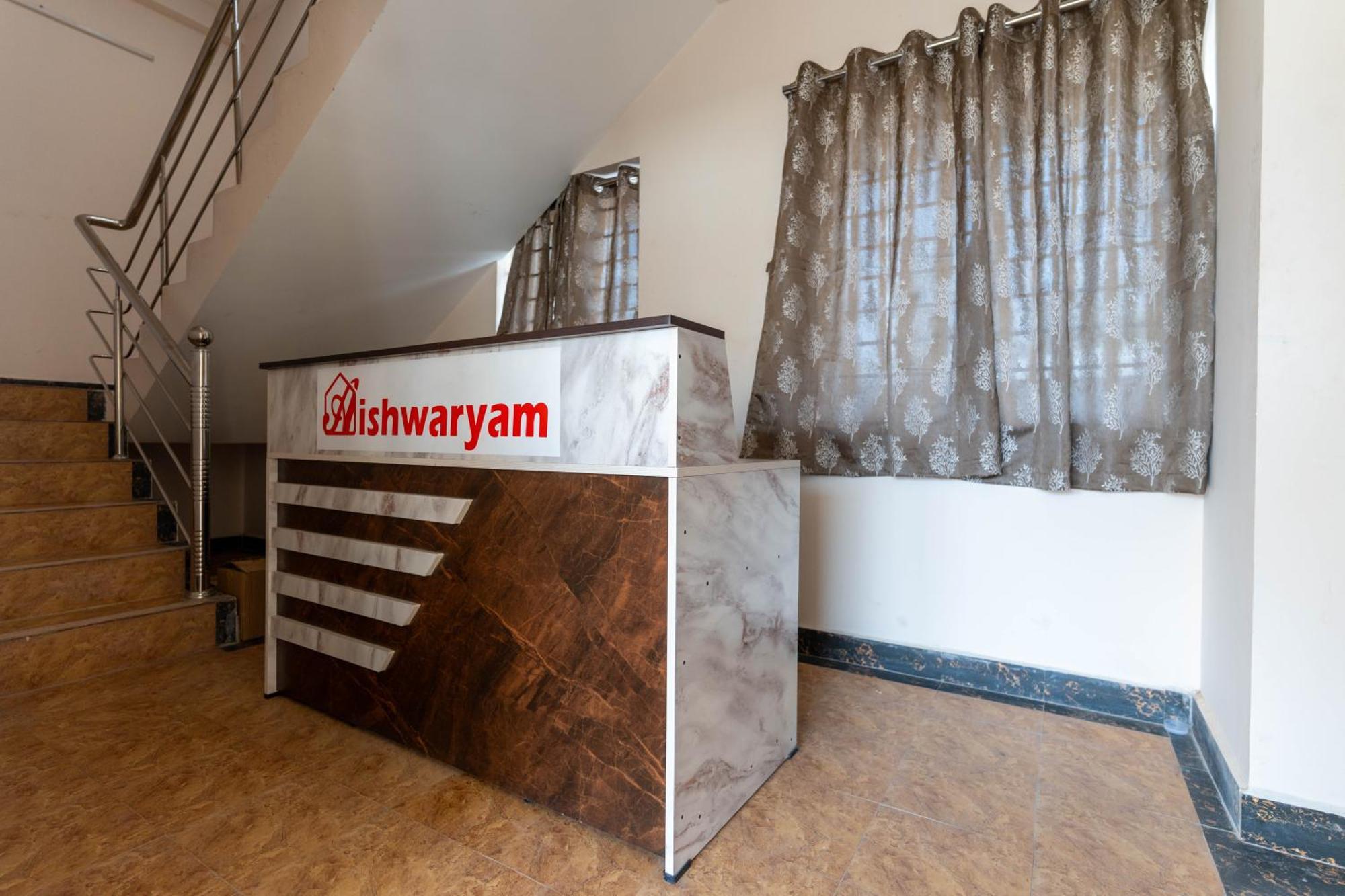 Aishwaryam Service Apartment Madrás Exterior foto