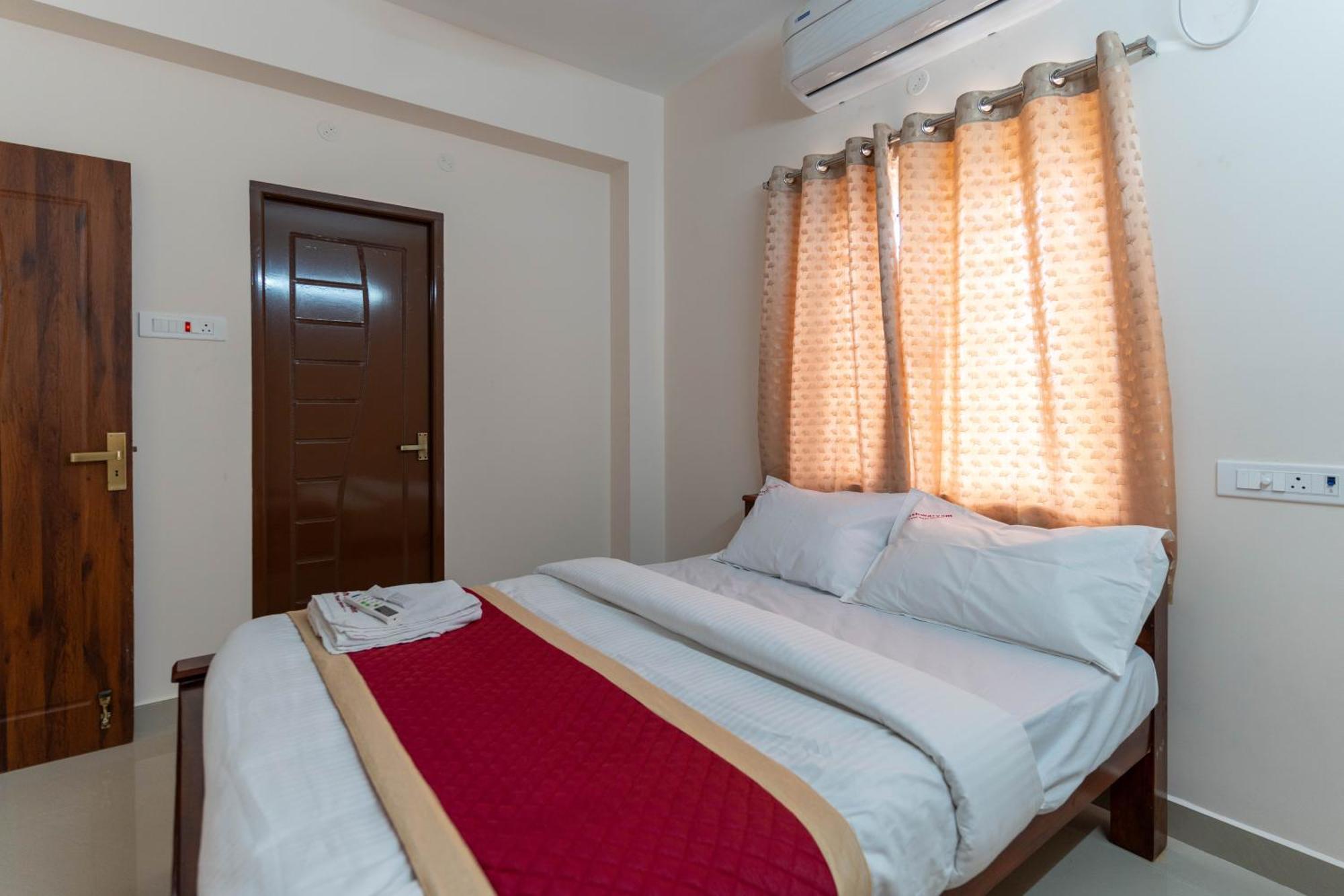 Aishwaryam Service Apartment Madrás Exterior foto